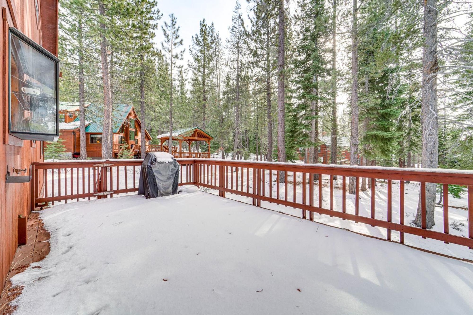 Family-Friendly Truckee Cabin In Tahoe Donner! Екстериор снимка